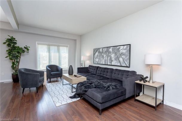 For Lease - 112 North Centre Road Unit# 79, London North, Ontario - Photo 1