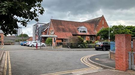 Chantry House, Bromyard Road, St Johns, Worcester, WR2 5AX Retirement Living scheme for people aged 60+ or 55+ if in receipt of PIP/DLA - RM - Photo 3