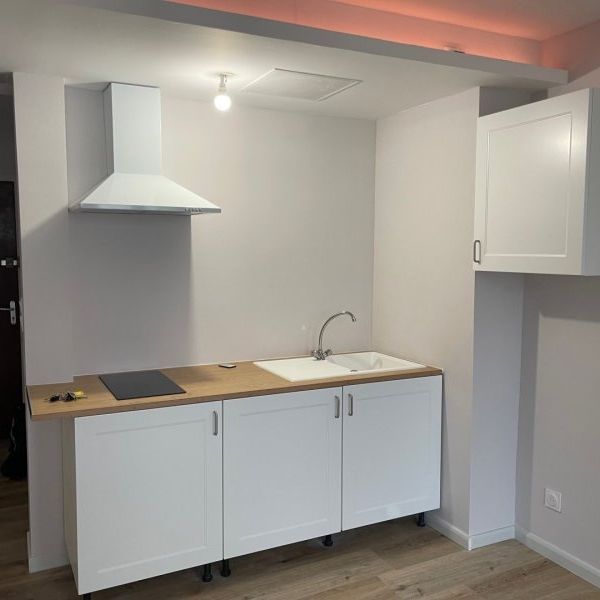 Location Appartement 1 pièce 28m² TROYES 10000 - Photo 1
