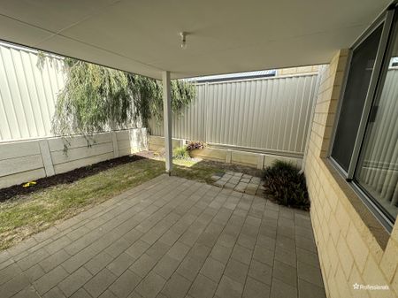 22 Whistling Drive, Alkimos WA 6038 - Photo 5