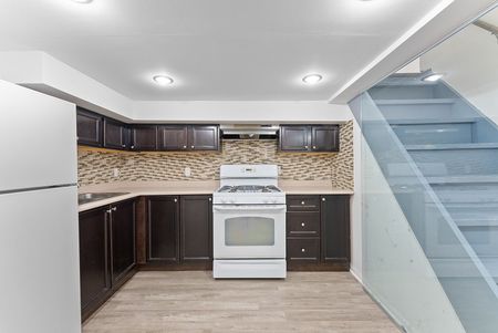 For Lease - 233 Greenwood Avenue Unit# 1, Toronto, Ontario - Photo 4