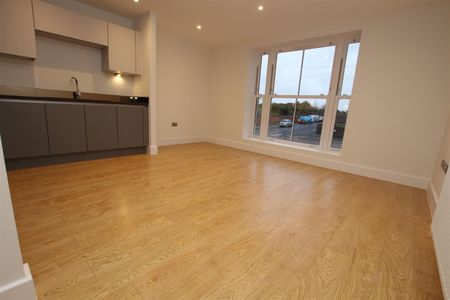 1 bedroom Apartment to let - Photo 4