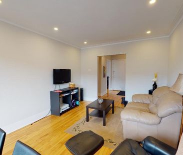 2 Bed 1 Bath - Photo 4