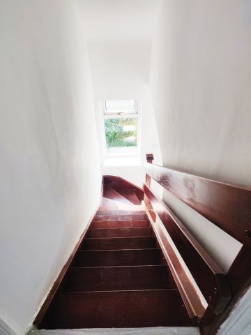 4 Bed Maisonette, New Court, UB5 - Photo 4