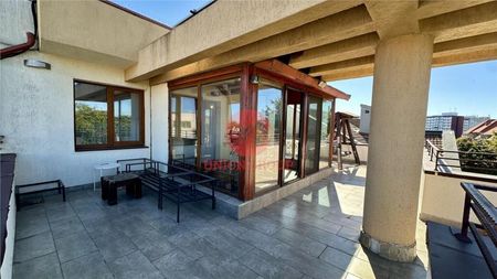 Penthouse cu Terasa Impresionanta in zona Capitol - Photo 3