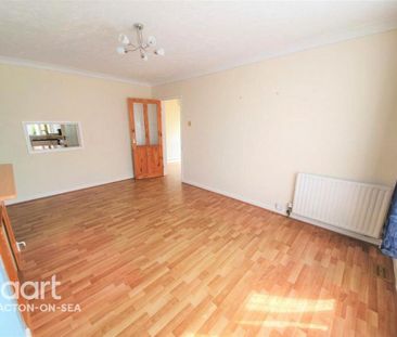 2 bedroom semi-detached bungalow to rent - Photo 5