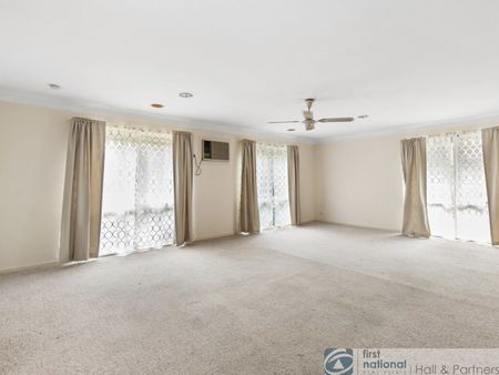 49 Strathaven Drive, Berwick - Photo 3