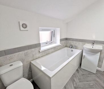 3 bedroom apartment to rent - Photo 5