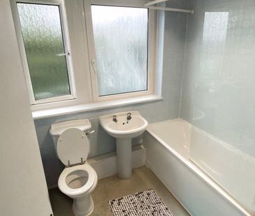 Room in a Shared Flat, Tooting Bec, SW17 - Photo 5