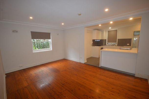 PLEASNT OUTLOOK - OPPOSITE PETERSHAM PARK & POOL - Photo 1