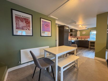 The Grosvenor, High Street, Newmarket - Photo 4