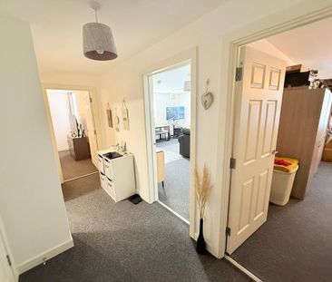 2 bedroom apartment to rent - Photo 5
