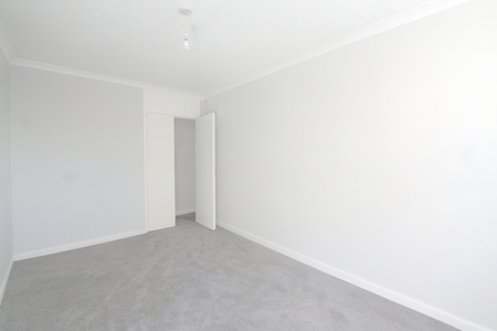 3 bedroom flat to rent - Photo 3