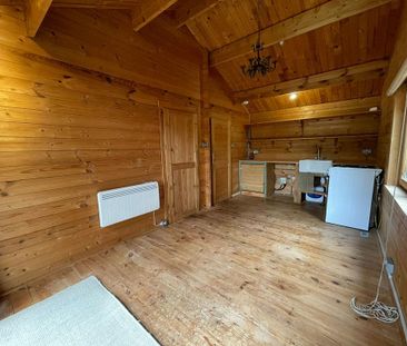 1 bedroom log cabin to rent - Photo 3