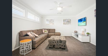 Luxury Family Living With Pool, Multiple Living Zones & Premier Entertaining - Photo 3