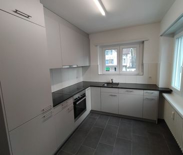 Tolle, sanierte 3-Zimmerwohnung in Münchenstein! - Photo 1