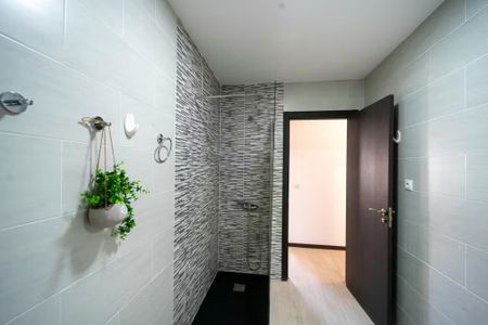 Calle Doctor Juan José Dominé, Valencia, Valencian Community 46011 - Photo 3