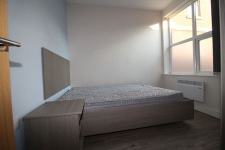 Winckley Square, Flat 08, PRESTON, Lancashire PR1 3AH - Photo 4