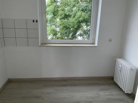 Mittendrin statt nur dabei. Mit neuen Bad und PVC Bodenbelag. - Photo 4