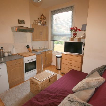 Room in a Shared House, Ashmore Road, W9 - Photo 3