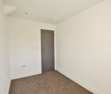 3 bedroom House To Let - Photo 6