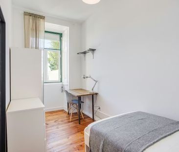 Calçada do Marquês de Abrantes, Lisbon, Lisbon 1200-163 - Photo 2