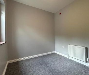 20a Church Street, Dromore, BT25 1AA - Photo 4