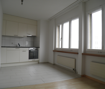 Gemütliche Single oder Studentenwohnung nähe Kantonsspital - Photo 1