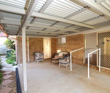 For Rent – Family Friendly 3 Bedroom Home in a Quiet Cul-de-Sac - Photo 6