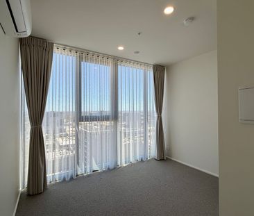 Modern City 1B1B Apartment with Elevated Skyline Views - Photo 1