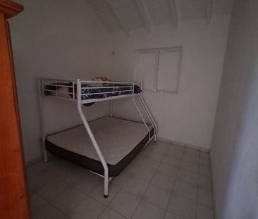 Location Maison 4 pièces 100m² STE ROSE 97115 - Photo 2