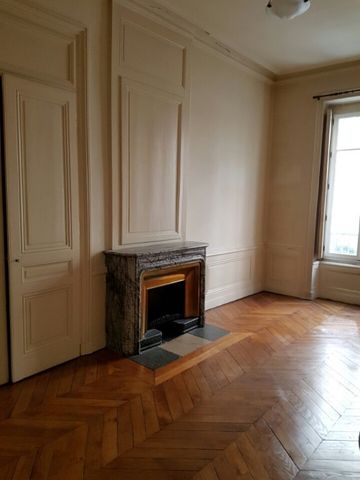 Appartement T5 A Louer - Lyon 6eme Arrondissement - 161.07 M2 - Photo 3