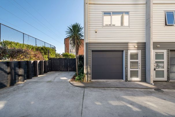 74 Niu Lane Te Atatu South - Photo 1