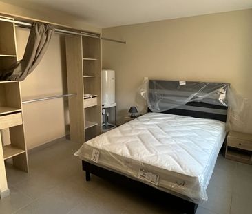 Location Appartement 2 pièces 43m² - Photo 4