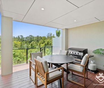 3 bedroom Townhouse in Sought After Estate - Photo 4