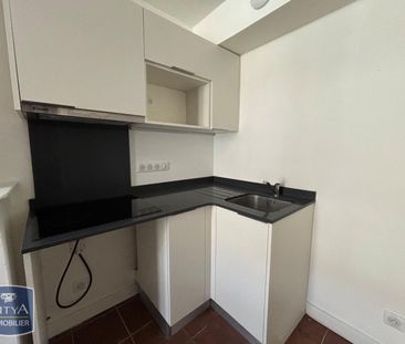 Location Appartement 2 pièces CAMBRAI 59400 - Photo 2