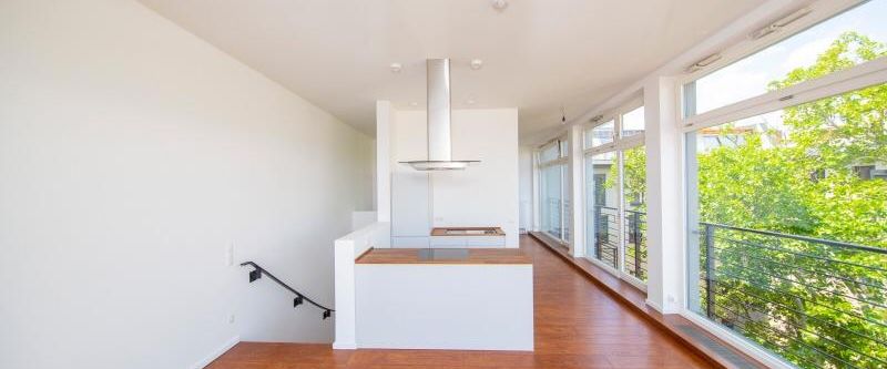 Penthouse-Maisonette-Whg mit 3 Terrassen mit EBK u. Aufzug - Photo 1