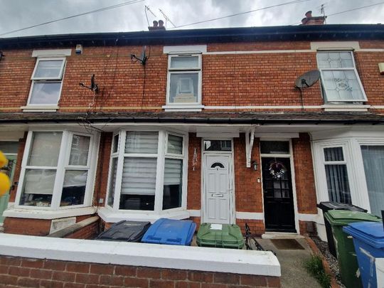 3 bedroom terraced house to rent - Photo 1