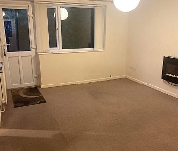 2 bedroom semi-detached bungalow to rent - Photo 1