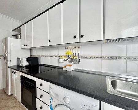 3-BEDROOM SEMI-DETACHED HOUSE FOR RENT IN LOS ALCÁZARES - MURCIA - Photo 2