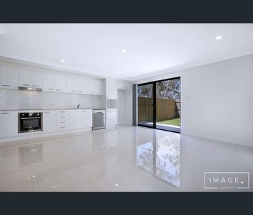1/3 Mount Crosby St, Park Ridge, Qld 4125 - Photo 6