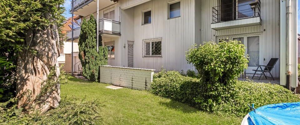 exklusive 1-Zimmer DG-Wohnung mit Terasse, Badewanne und Kamin! - Foto 1