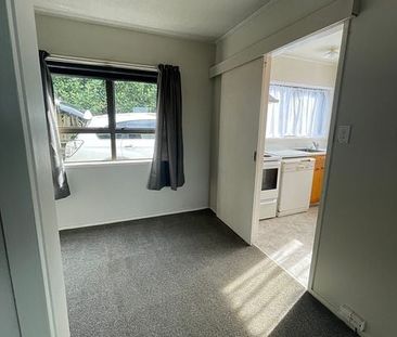 3 bedroom home in Private locaction - Photo 2