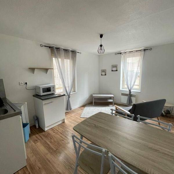Location appartement t1 bis 2 pièces 27 m² à Rodez (12000) - Photo 1