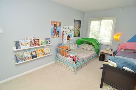 For Lease - 153 Maple Branch Path, Toronto, Ontario - Photo 2