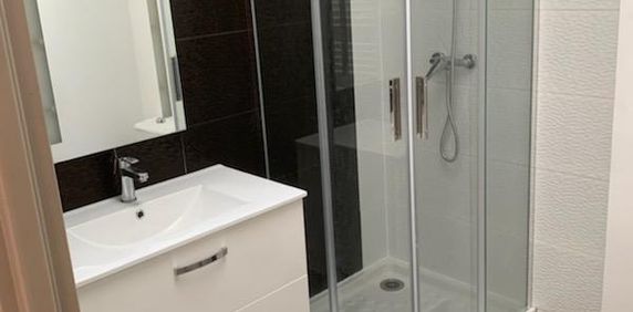 Location Appartement 2 pièces 27m² MONTPELLIER 34000 - Photo 2