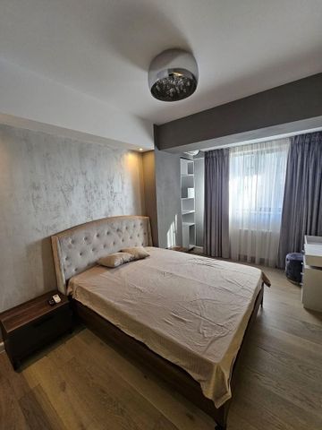 Apartament de închiriat cu 3 camere-PIPERA- terasă 95 mp - Photo 5