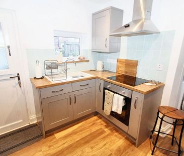 2 bedroom semi-detached house to rent - Photo 1