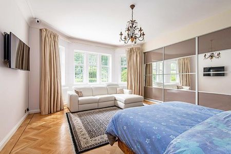 4 bedroom flat to rent - Photo 4