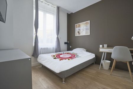 G.POMPIDOU K Roommate 5 Bedrooms at Lille - La Madeleine - Photo 2